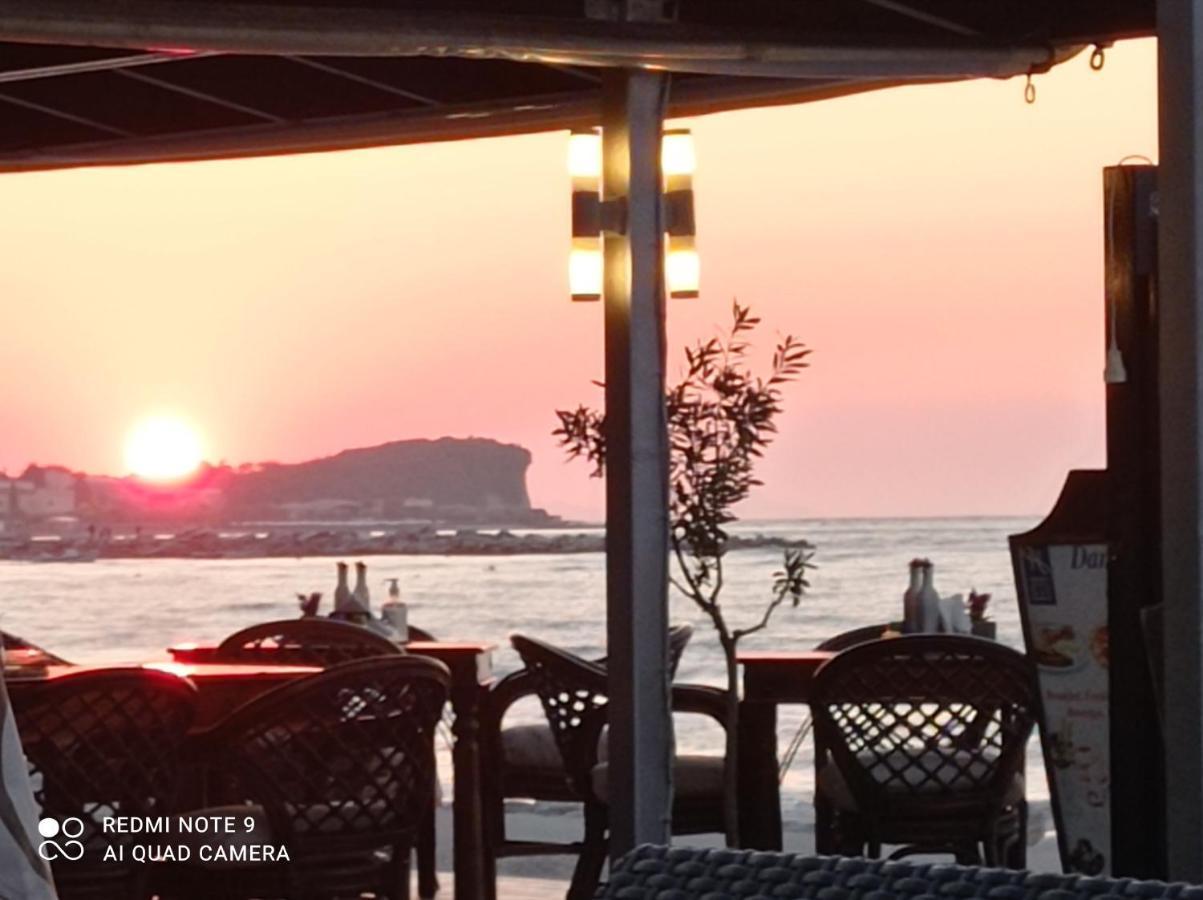 Ninos On The Beach Hotel Roda  Dış mekan fotoğraf