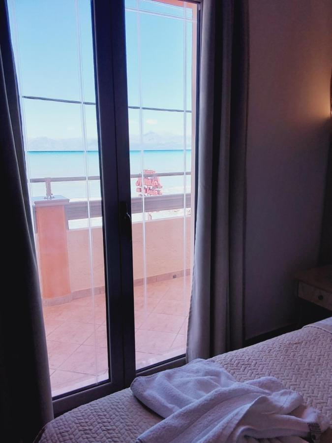 Ninos On The Beach Hotel Roda  Dış mekan fotoğraf